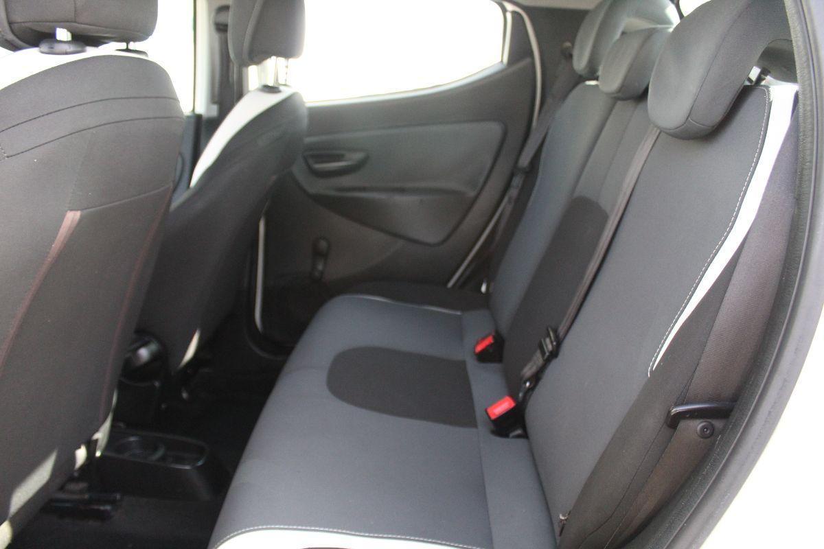 LANCIA Ypsilon usata - foto 15 | Auto Yachting Mango Padula