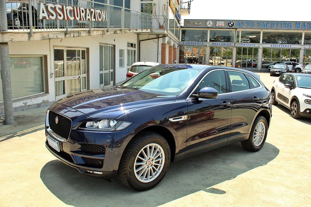JAGUAR - F-Pace - 2.0 D 180 CV AWD aut. Portfolio