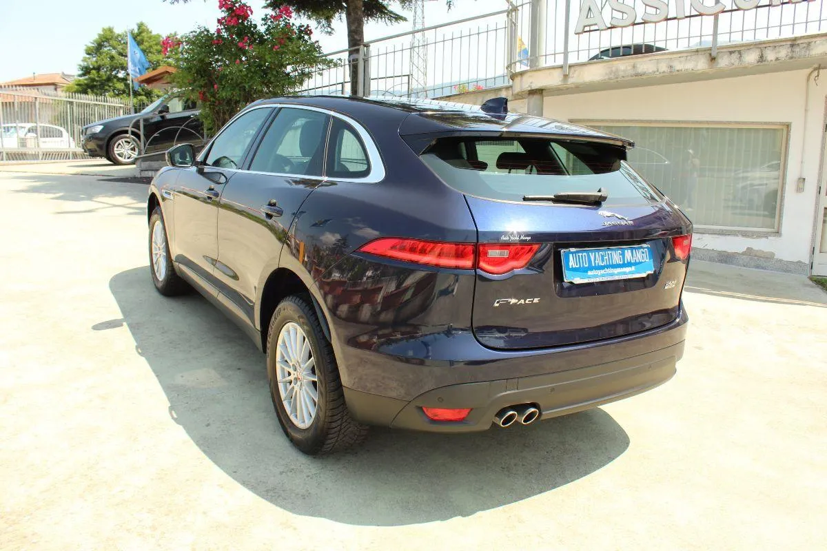 JAGUAR - F-Pace - 2.0 D 180 CV AWD aut. Portfolio