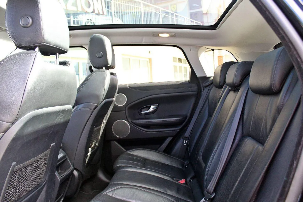LAND ROVER - Range Rover Evoque -  2.0 TD4 180CV 5p. Business Edition SE