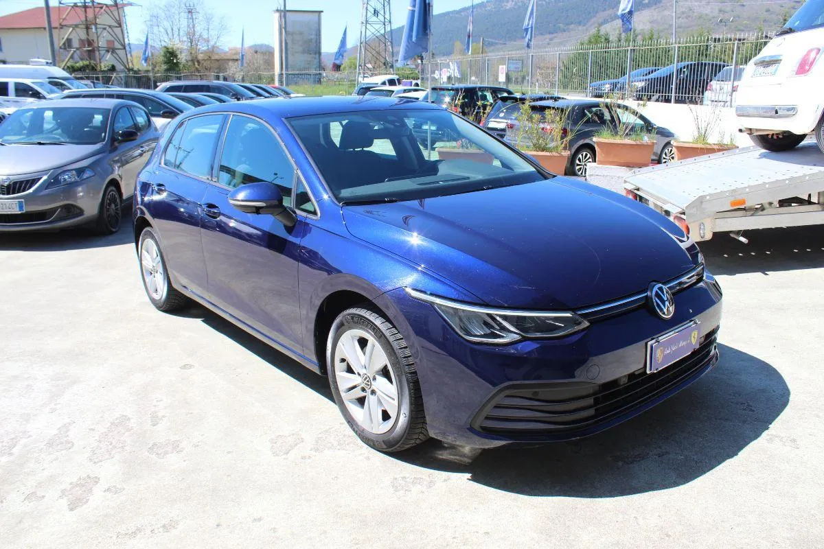 VOLKSWAGEN - Golf VIII 1.0 etsi evo Life 110cv dsg