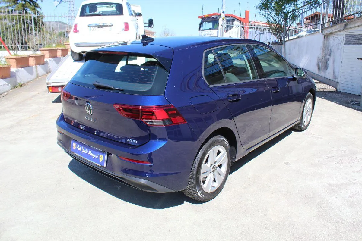 VOLKSWAGEN - Golf VIII 1.0 etsi evo Life 110cv dsg