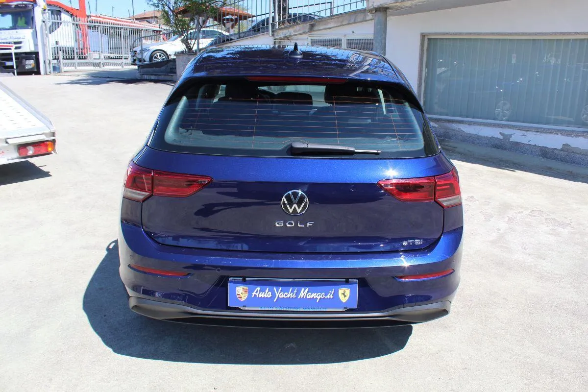 VOLKSWAGEN - Golf VIII 1.0 etsi evo Life 110cv dsg