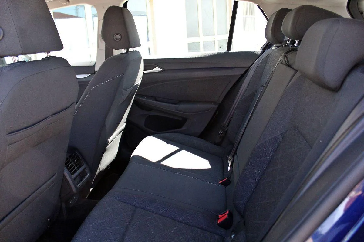 VOLKSWAGEN - Golf VIII 1.0 etsi evo Life 110cv dsg
