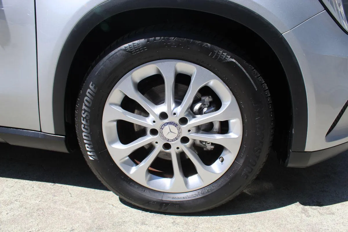 MERCEDES - Classe GLA - GLA 180 d Premium
