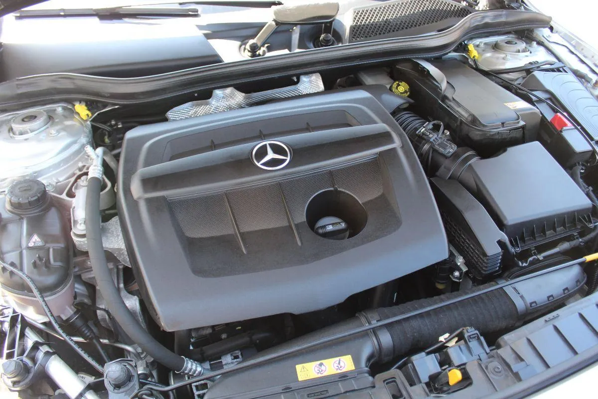 MERCEDES - Classe GLA - GLA 180 d Premium