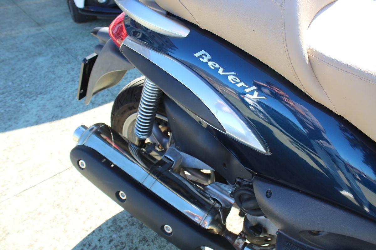 Piaggio Beverly 400 usata - foto 6 | Auto Yachting Mango Padula