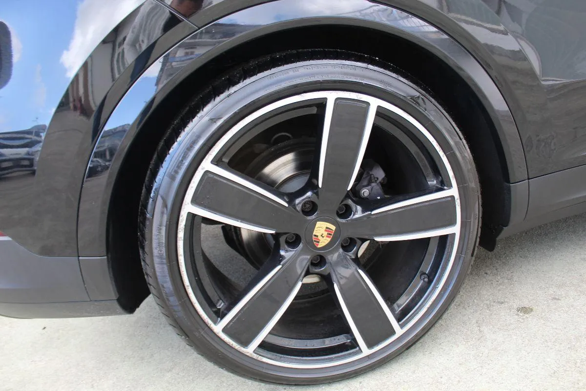 PORSCHE - Cayenne Coupe' - 3.0 V6 Platinum Edition