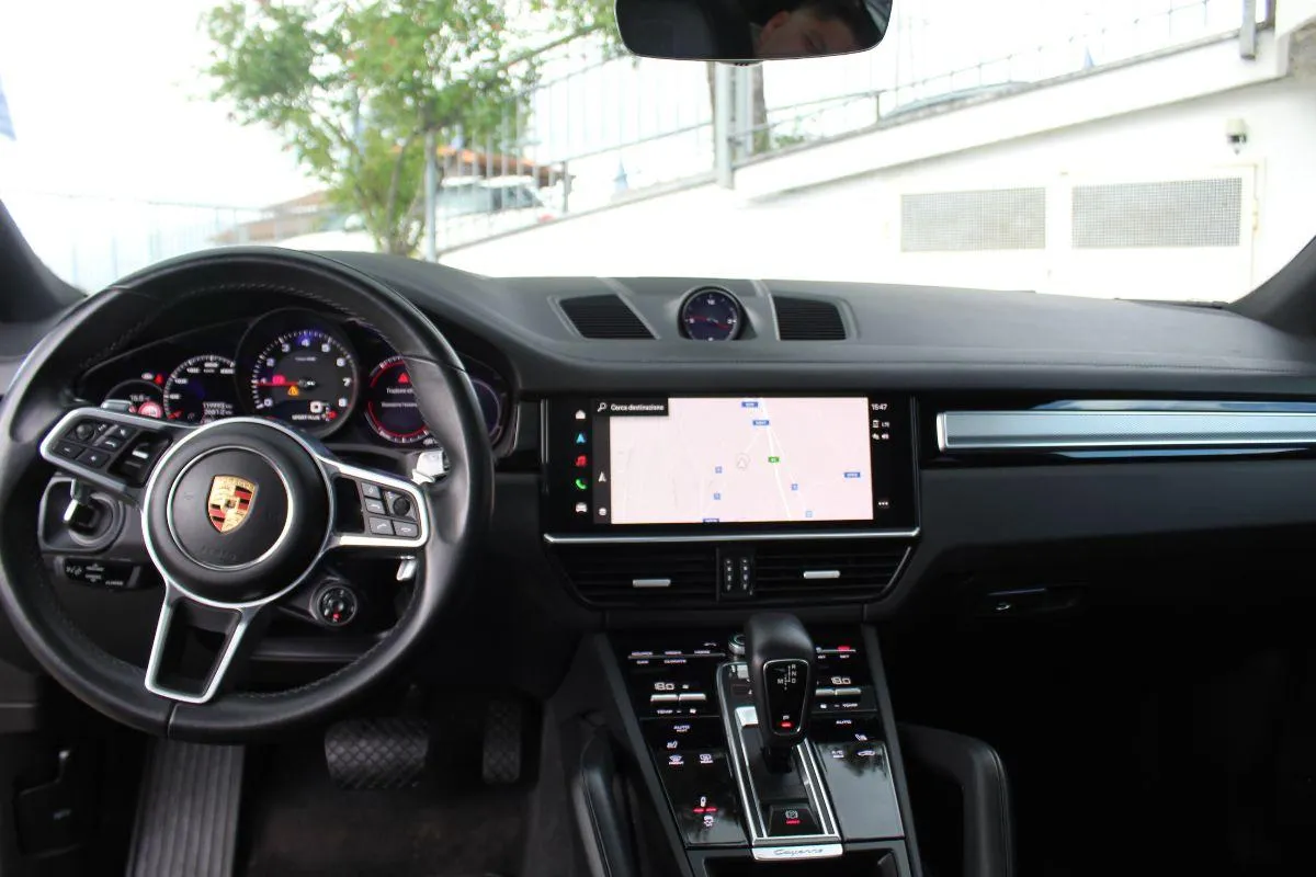 PORSCHE - Cayenne Coupe' - 3.0 V6 Platinum Edition