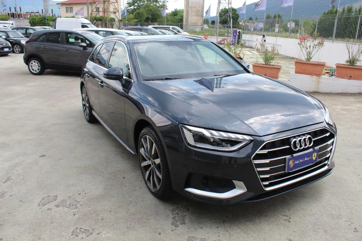 AUDI - A4 Avant - 35 TDI S tronic Business Sport