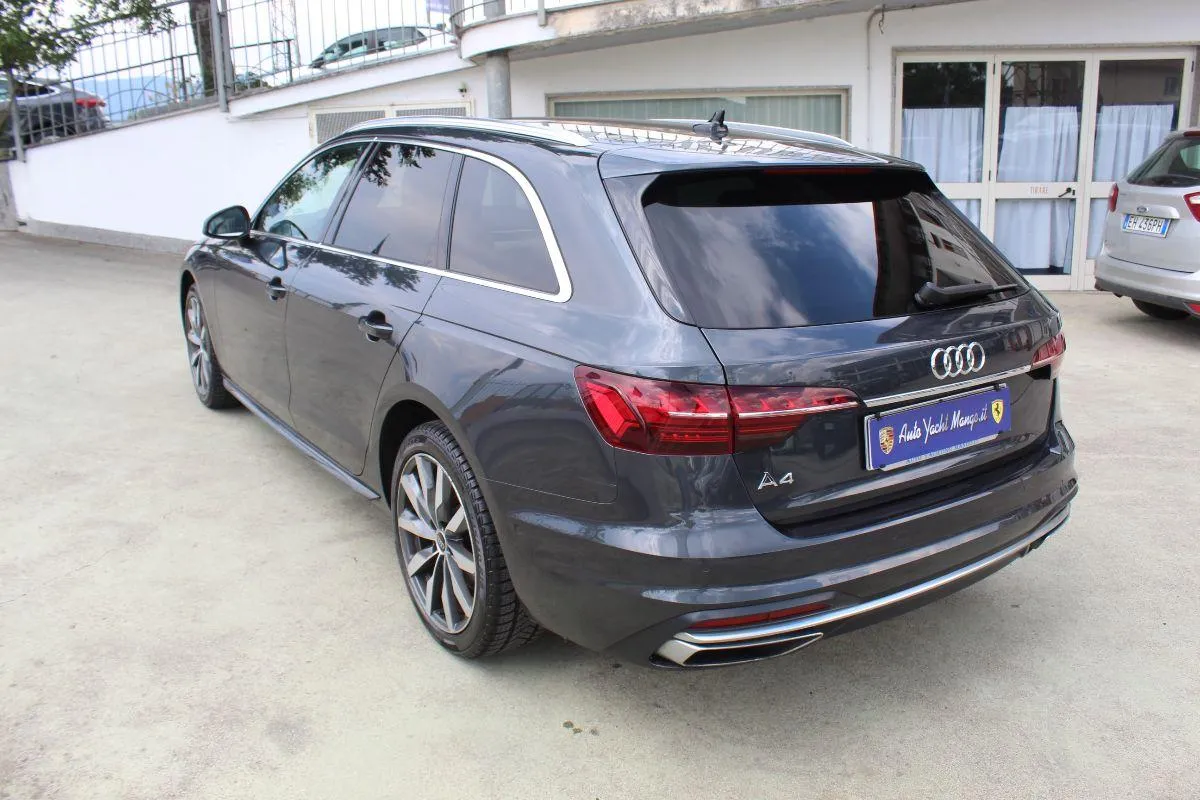 AUDI - A4 Avant - 35 TDI S tronic Business Sport