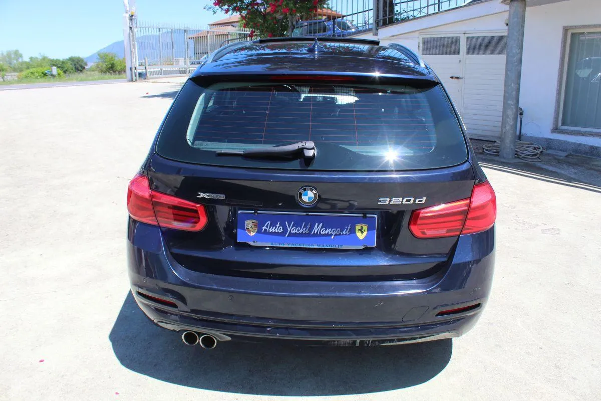 BMW - Serie 3 Touring - 320d xDrive Touring Business Advantage