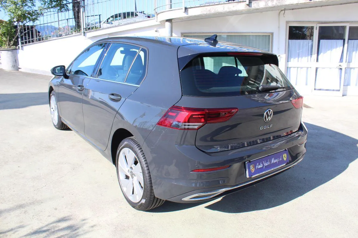 VOLKSWAGEN - Golf - VIII 2022 2.0 tdi  Style 115cv dsg