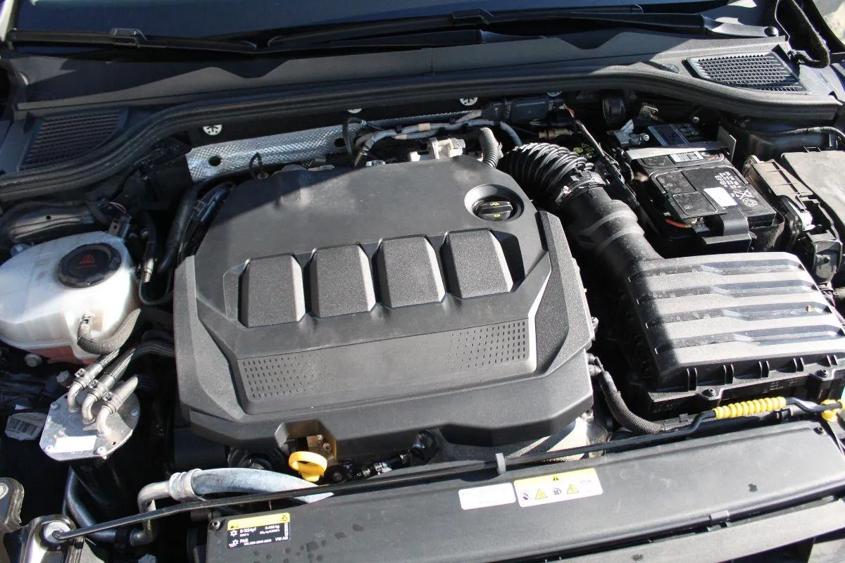 VOLKSWAGEN - Golf - VIII 2022 2.0 tdi  Style 115cv dsg