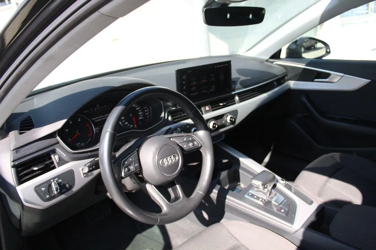 AUDI - A4 Avant - 35 TDI/163CV S tr. Business Adv