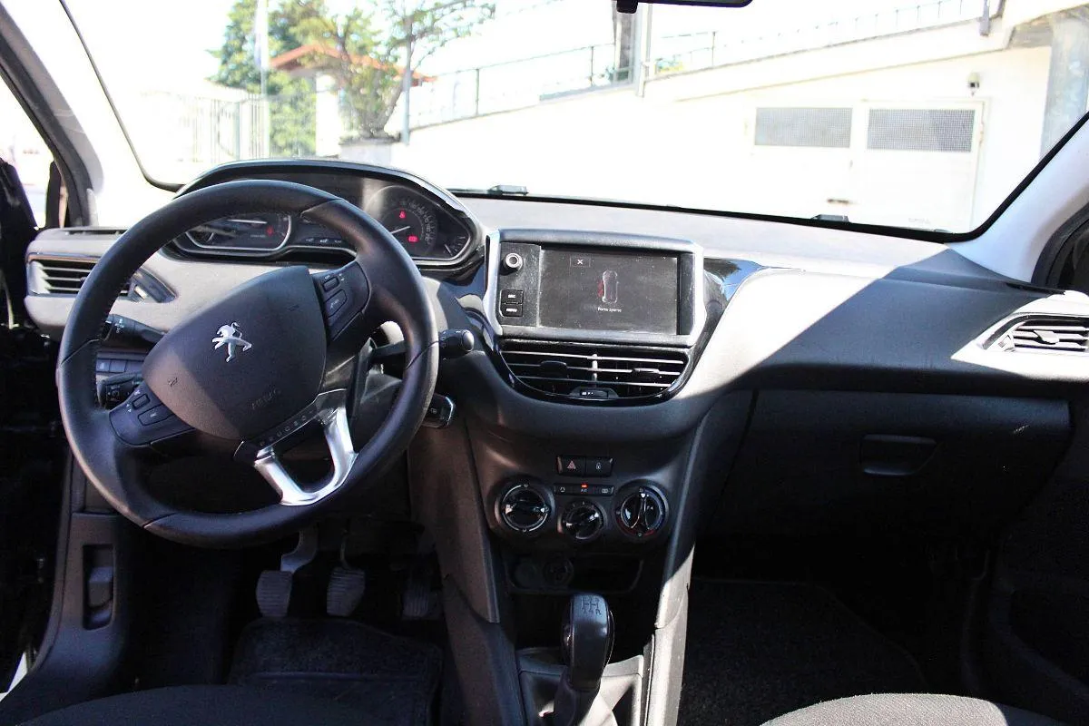 PEUGEOT - 208 - PureTech 82 3p. GPL Access