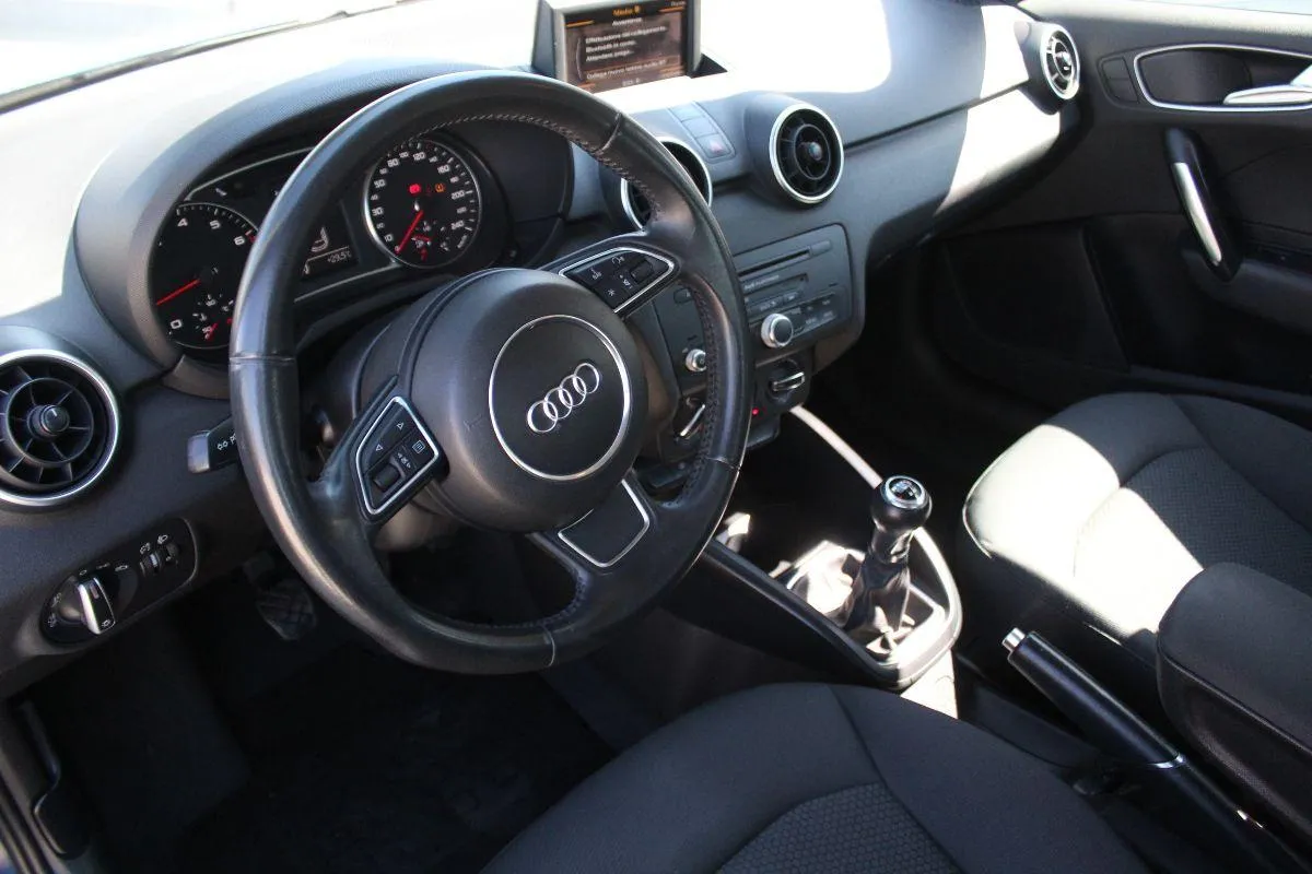 AUDI - A1 Sportback  - 1.2 TFSI Ambition