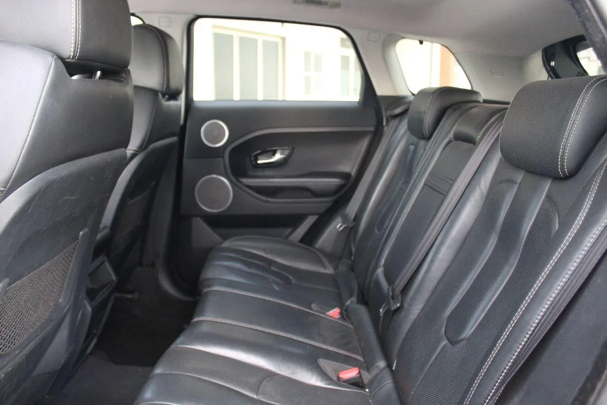 LAND ROVER - Range Rover Evoque - 2.2 TD4 5p. Pure Tech Pack