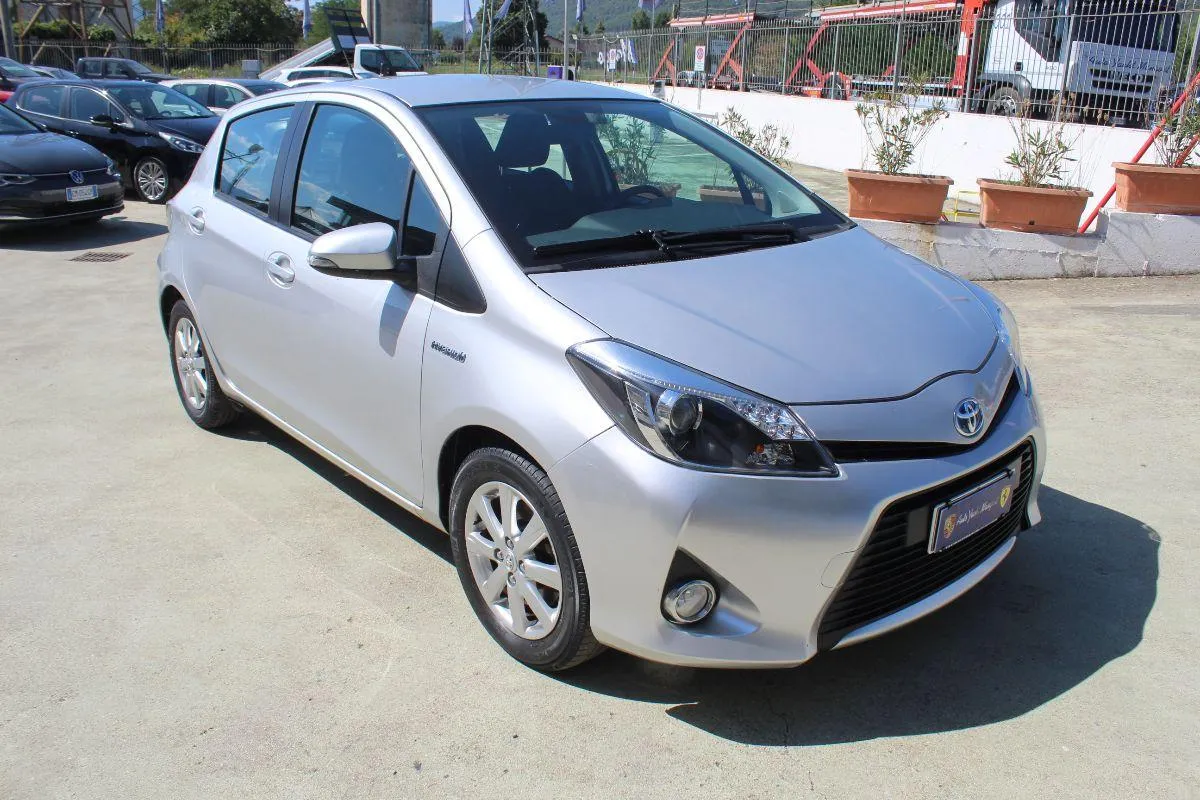 TOYOTA - Yaris -  1.5 Hybrid 5p. Style