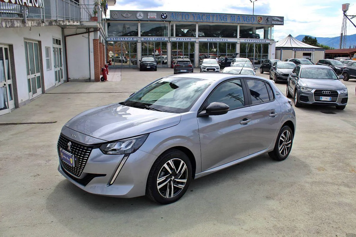 PEUGEOT - 208 1.2 puretech Style