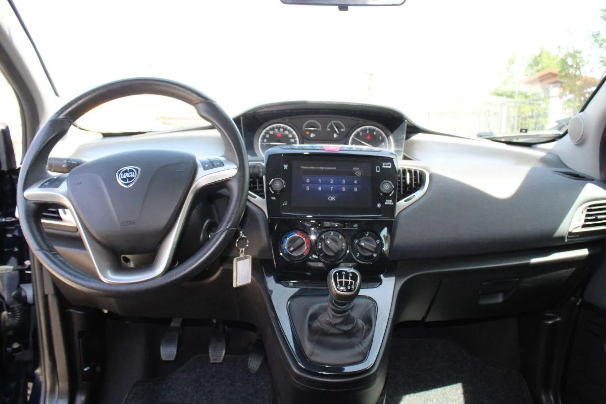 LANCIA - Ypsilon - 1.0 FireFly 5p.S&S Hyb. Eco Gold