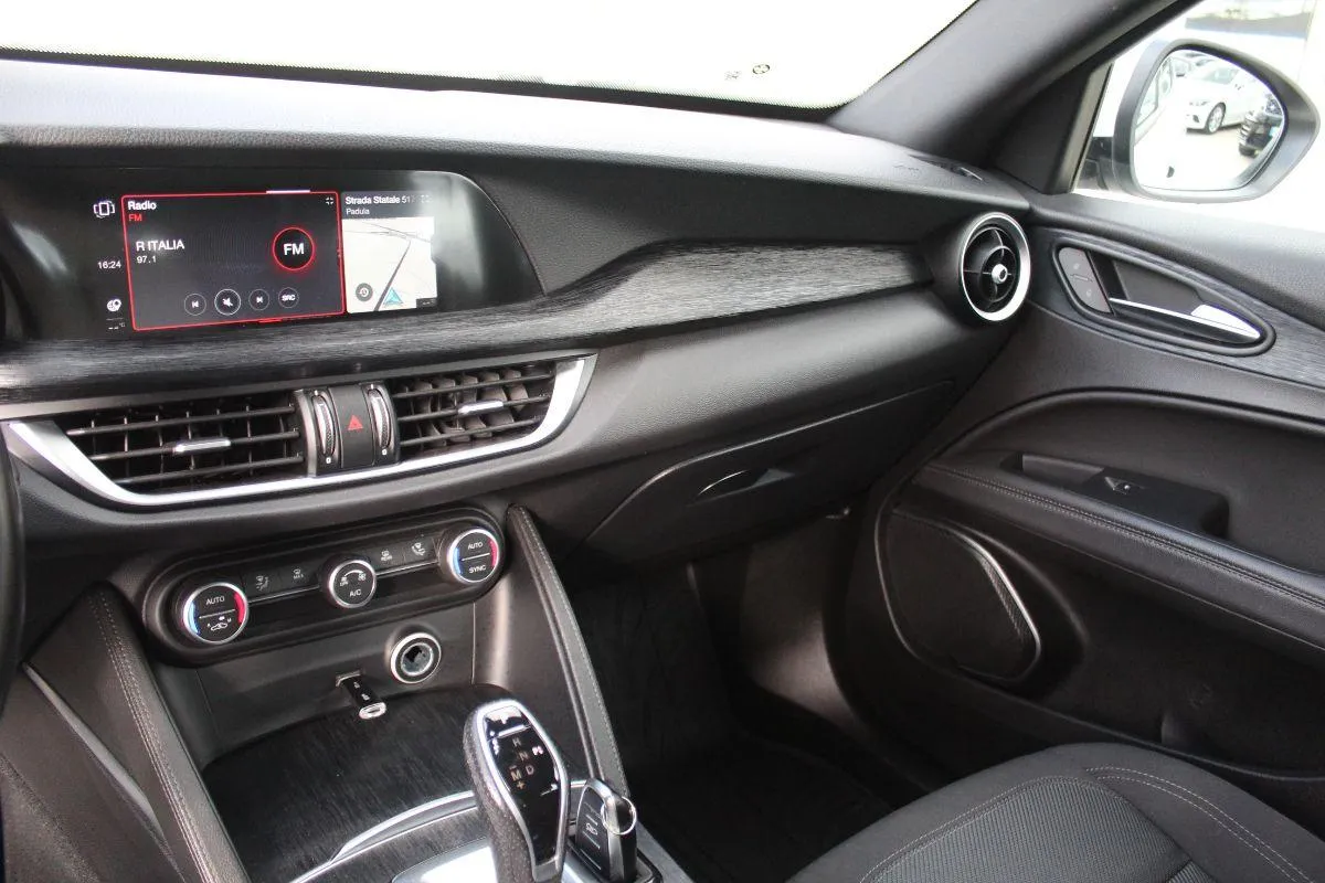 ALFA ROMEO - Stelvio - 2.2 T.diesel 190 CV AT8 Q4 Bus.