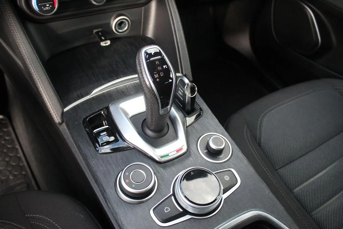 ALFA ROMEO - Stelvio - 2.2 T.diesel 190 CV AT8 Q4 Bus.