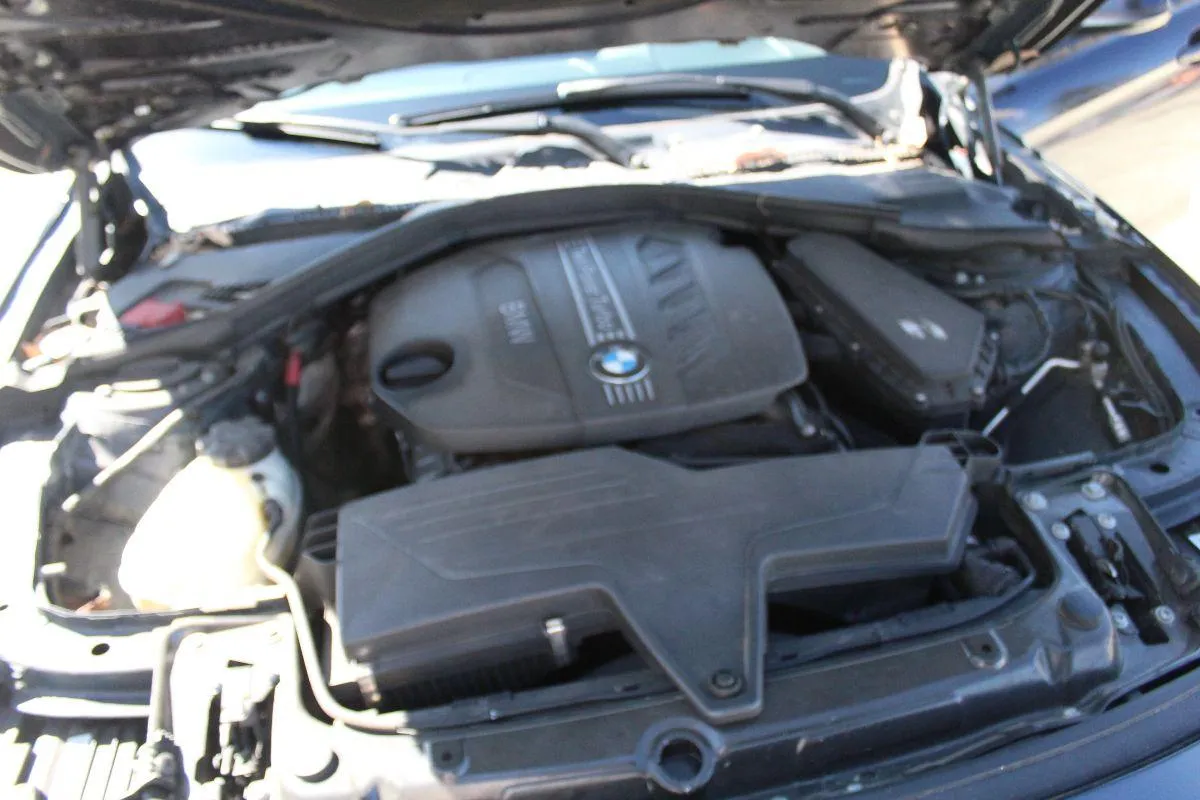 BMW - Serie 3 - 320d Futura