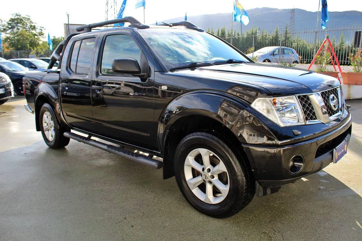 NISSAN - Navara