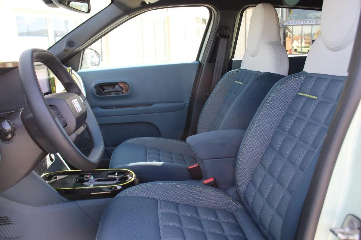 FIAT - Grande Panda - 1.2 Hybrid 110 S&S La Prima