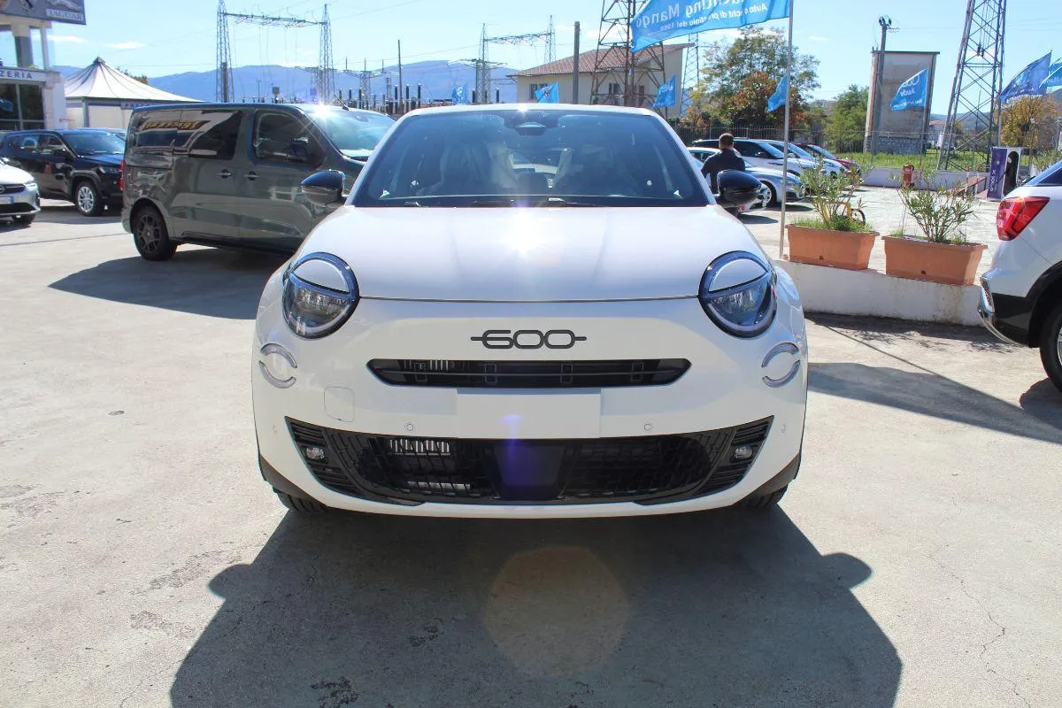 FIAT - 600 1.2 hybrid Sport 145cv auto