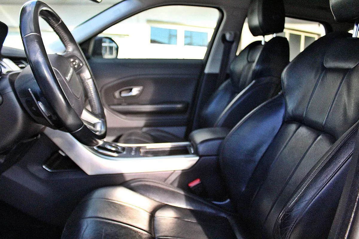 LAND ROVER - Range Rover Evoque -  2.0 TD4 5p. SE Dynamic