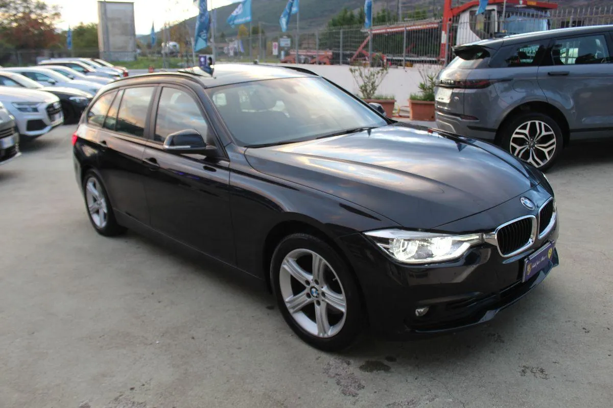 BMW - Serie 3 Touring - 320d Touring Business Advantage aut.