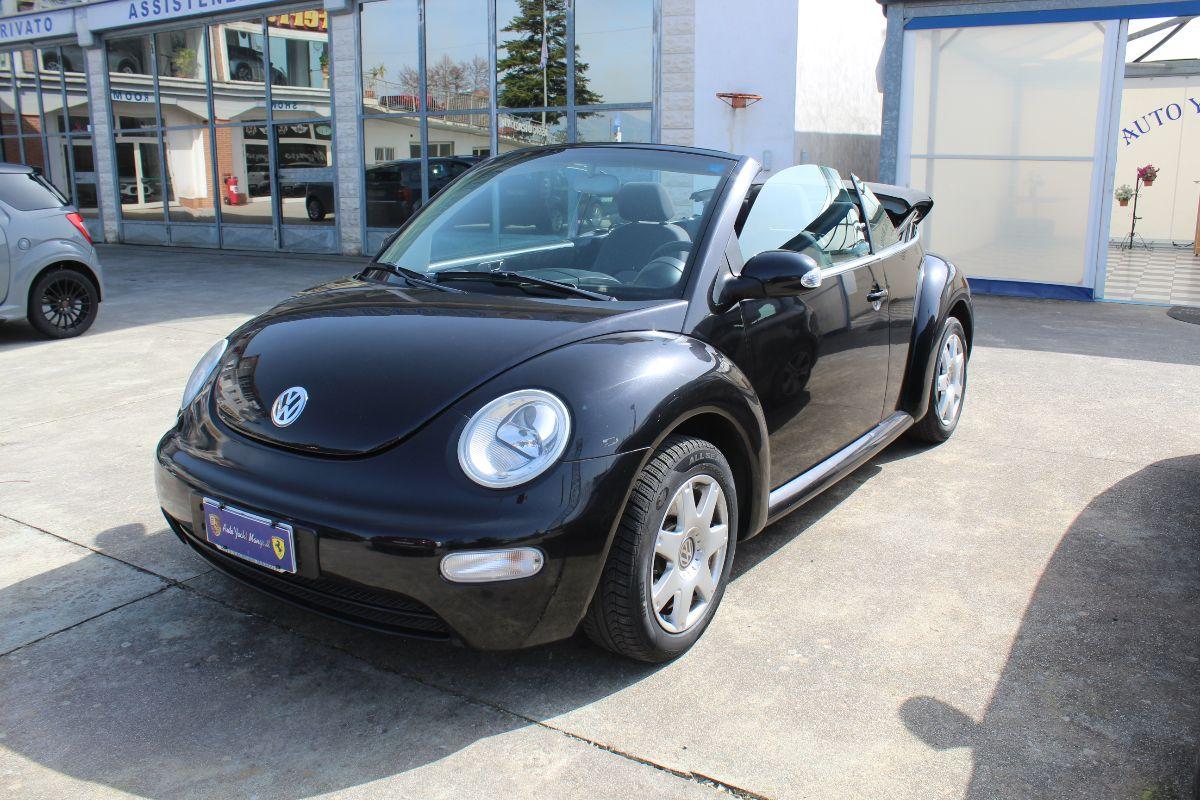 VOLKSWAGEN New Beetle Cabrio usata - vista esterna | Auto Yachting Mango Padula