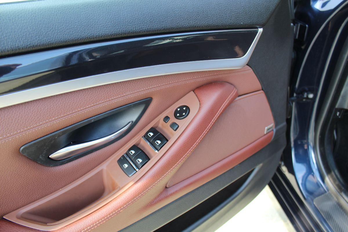 BMW Serie 5 Touring usata - foto 8 | Auto Yachting Mango Padula