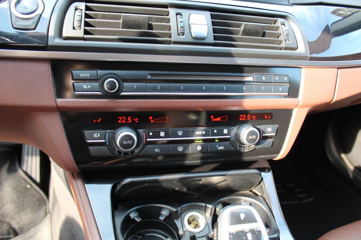 BMW Serie 5 Touring usata - foto 19 | Auto Yachting Mango Padula