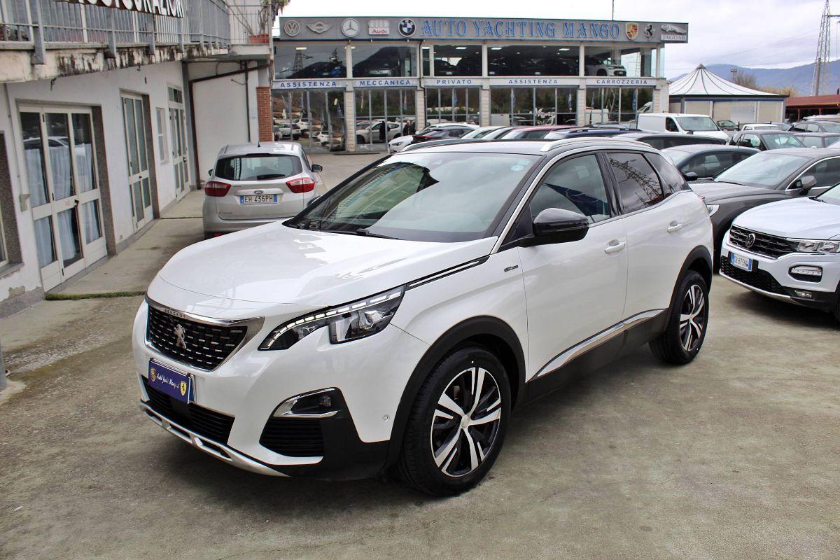 PEUGEOT 3008 2017 usata in vendita presso Auto Yachting Mango