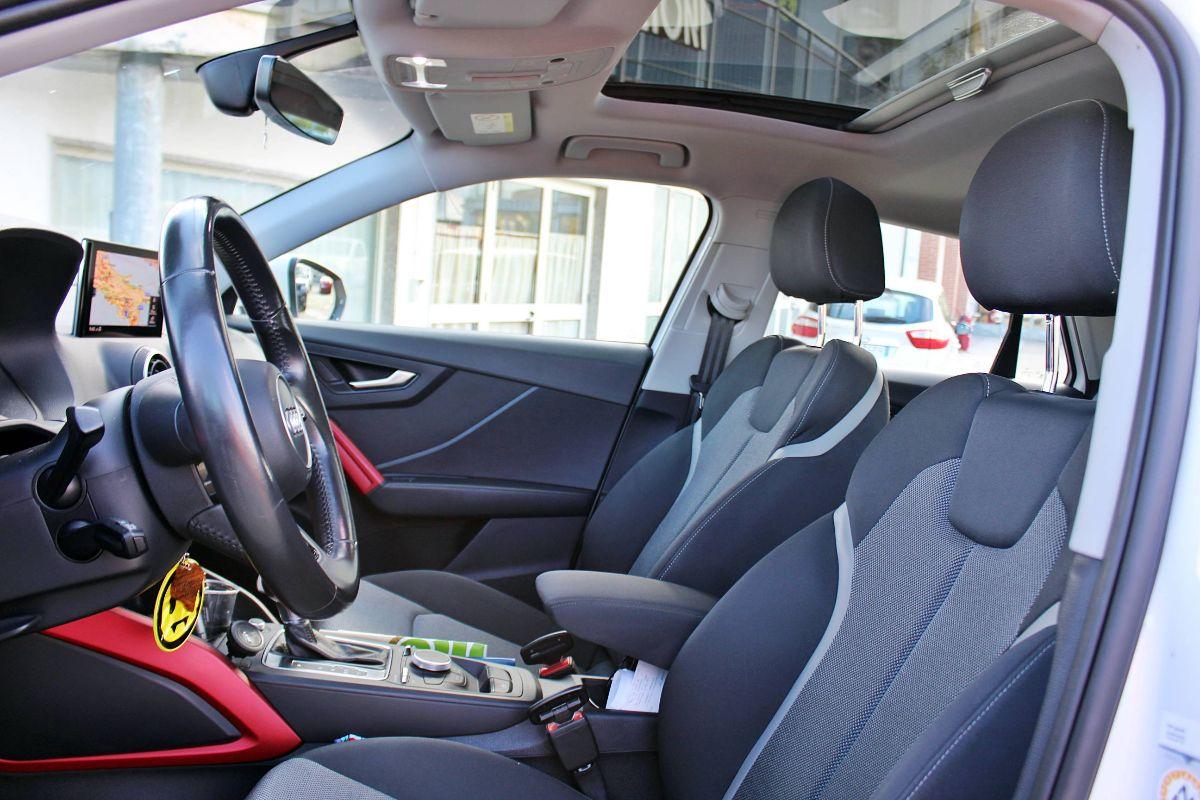AUDI - Q2 - 2.0 TDI quattro S tronic Business