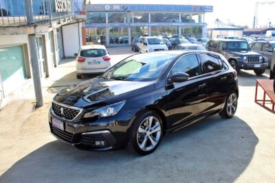 PEUGEOT – 308 – BlueHDi 130 EAT8 S&S GT Line - Año 2020