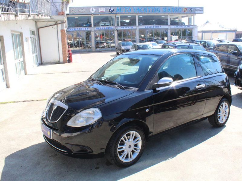 LANCIA Ypsilon — Foto 1 di 19
