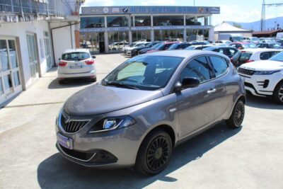 LANCIA – Ypsilon – 1.0 FireFly 5p.S&S Hyb. Gold Pl. - Anno 2022